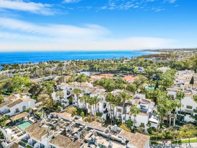 Duplex Penthouse in Marina Puente Romano, Marbella