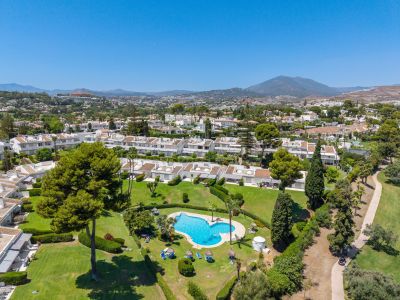 Penthouse in Los Dragos, Marbella
