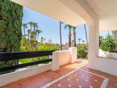 Apartment in Marina Puente Romano, Marbella