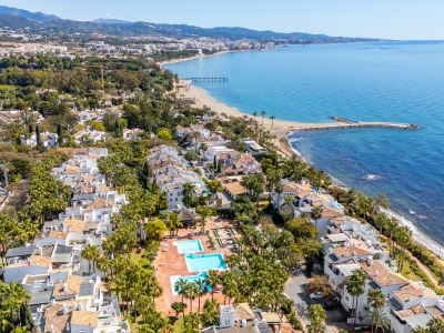 Apartment in Marina Puente Romano, Marbella