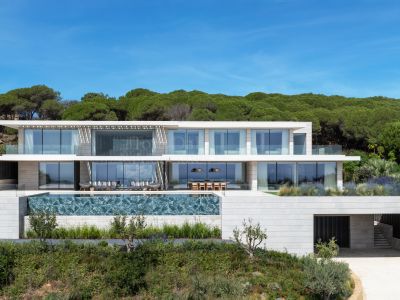 Villa in La Reserva, Sotogrande