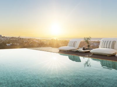 Duplex Penthouse in Los Almendros, Benahavis