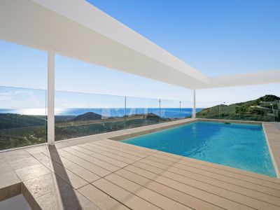 Duplex Penthouse in Palo Alto, Ojen