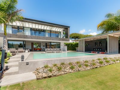 Villa in Las Brisas, Marbella