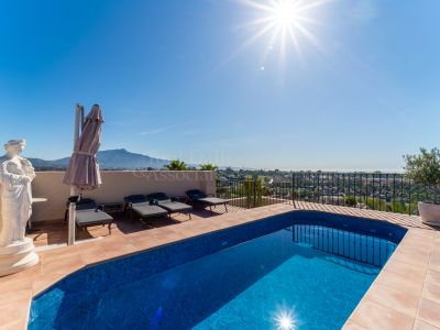 Duplex Penthouse in El Paraiso, Estepona