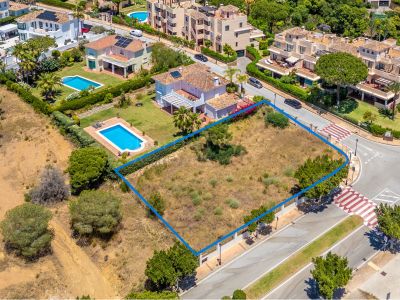 Plot in Elviria, Marbella