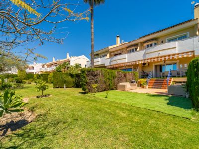 Town House in Atalaya, Estepona