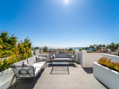 Duplex Penthouse in Marina Puente Romano, Marbella