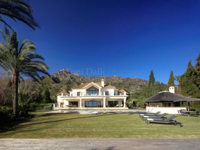 Villa in Los Picos de Nagüeles, Marbella
