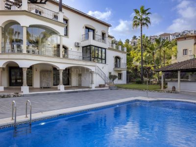 Villa in Los Arqueros, Benahavis