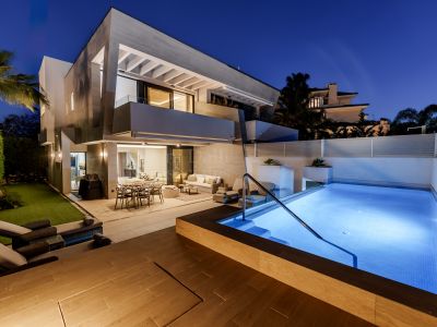 Semi Detached Villa in Marbella - Puerto Banus, Marbella