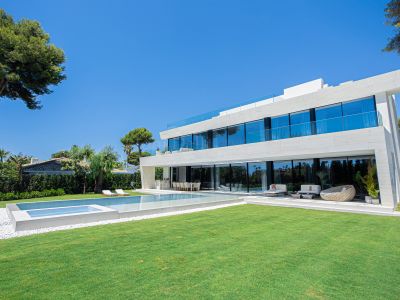 Villa in Los Monteros, Marbella