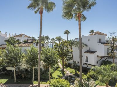 Ático en Alcazaba Beach, Estepona