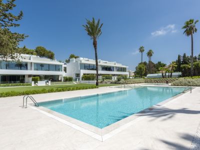 Villa Pareada en Atalaya de Rio Verde, Marbella