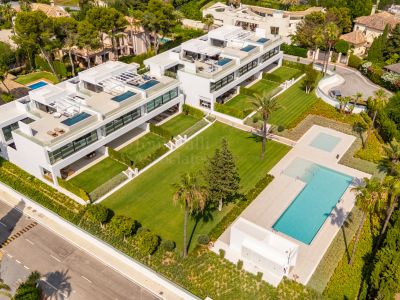 Semi Detached Villa in Vilas 6, Marbella
