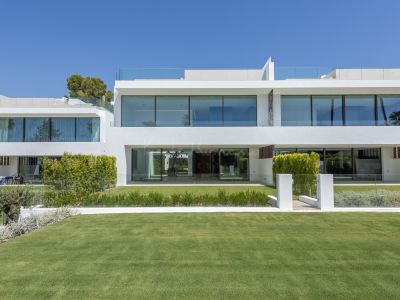 Semi Detached Villa in Atalaya de Rio Verde, Marbella