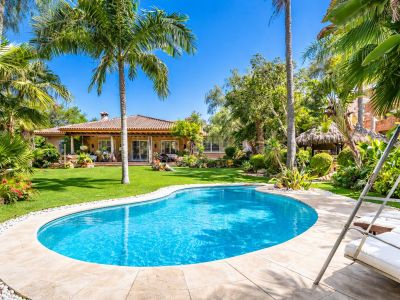 Villa in Atalaya de Rio Verde, Marbella