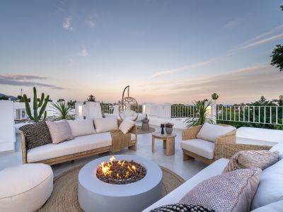 Town House in Azahara II, Marbella