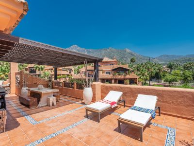 Duplex Penthouse in Lagos de Sierra Blanca, Marbella