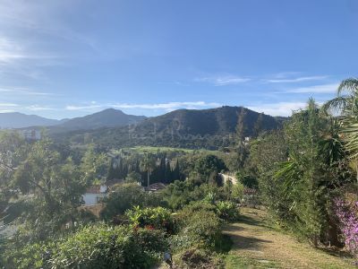 Plot in Puerto del Almendro, Benahavis