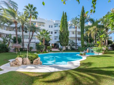 Duplex Penthouse in Marbella Real, Marbella