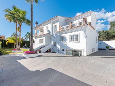 Villa in Atalaya de Rio Verde, Marbella