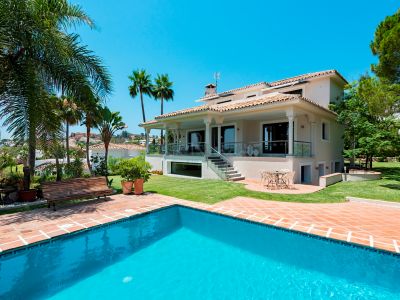 Villa in Nueva Andalucia, Marbella
