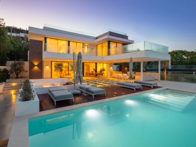Villa in Las Brisas, Marbella