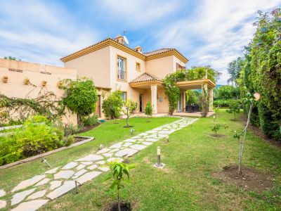 Semi Detached House in Los Naranjos, Marbella
