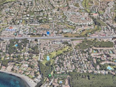 Business in El Pilar, Estepona