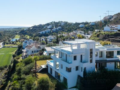 Villa in Lomas de La Quinta, Benahavis