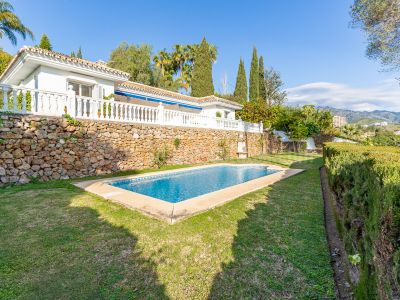 Villa in Rio Real Golf, Marbella