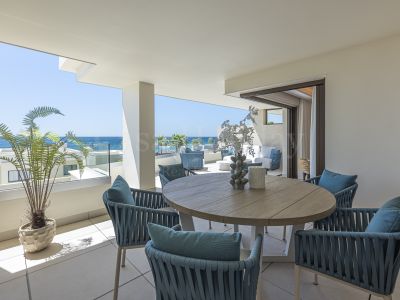 Apartamento en Beach Side New Golden Mile, Estepona