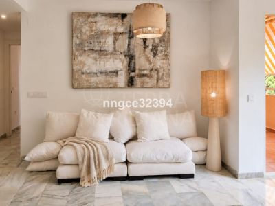 Apartment in New Golden Mile, Estepona