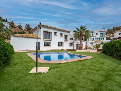 Casa en Pinares de San Antón, Malaga