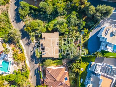 Plot in El Rosario, Marbella