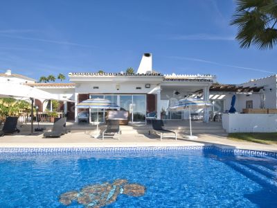 Semi Detached Villa in La Duquesa Golf, Manilva