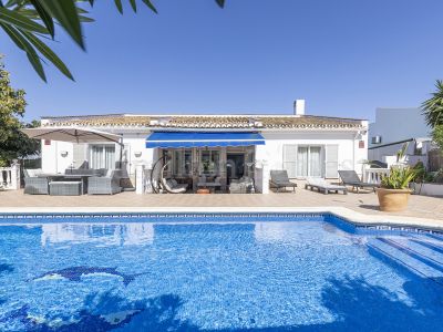 Villa en Los Hidalgos, Manilva