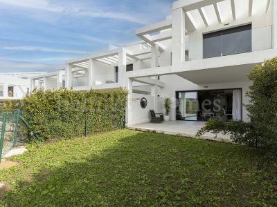 Town House in Bahia de las Rocas, Manilva