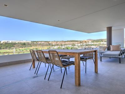 Apartamento en Azahar de Estepona, Estepona