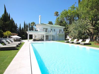 Villa in Parcelas del Golf, Marbella