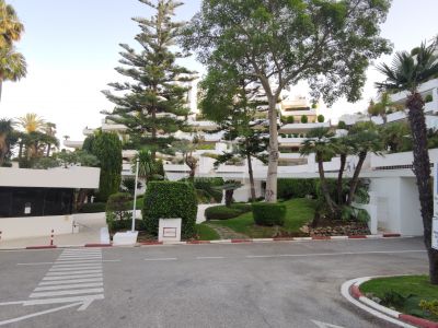Apartment in Terrazas de Las Lomas, Marbella