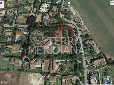 Plot in Sotogrande Costa, Sotogrande