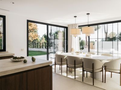 Semi Detached Villa in Peñablanca, Marbella