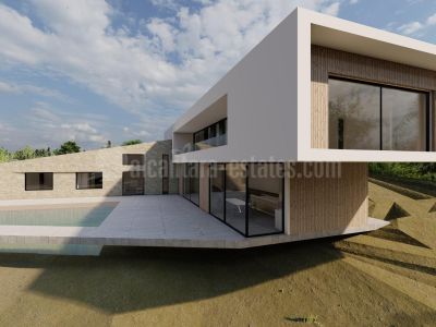 Plot in Puerto del Almendro, Benahavis