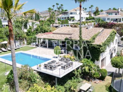 Villa in Las Brisas del Golf, Marbella