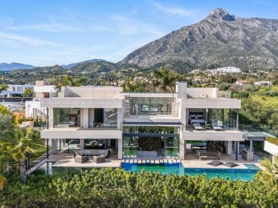 Casa en Las Lomas del Marbella Club, Marbella