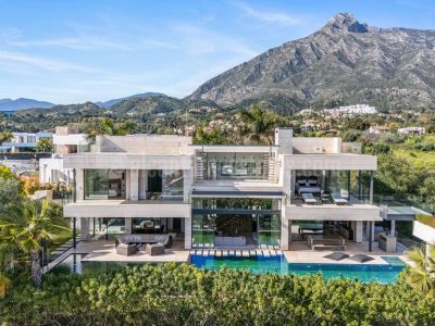 Casa en Las Lomas del Marbella Club, Marbella