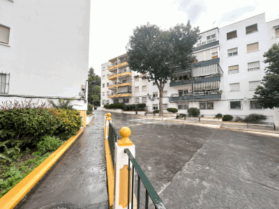 Apartment in Estepona Town, Estepona