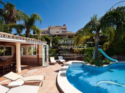 Villa in Los Altos de los Monteros, Marbella